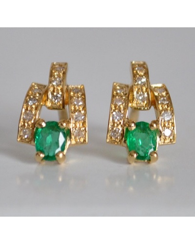 Boucles d'oreilles émeraudes ovales diamants or jaune 750