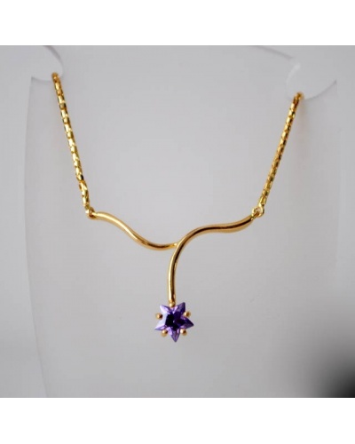 Collier étoile mauve zirconium or jaune 750