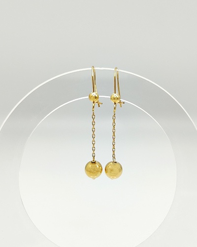 Long 7 mm ball earrings in 18k yellow gold